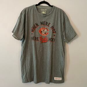 Mitchell & Ness Cincinnati Reds Tailored Fit Gray T-Shirt Men's size XXL